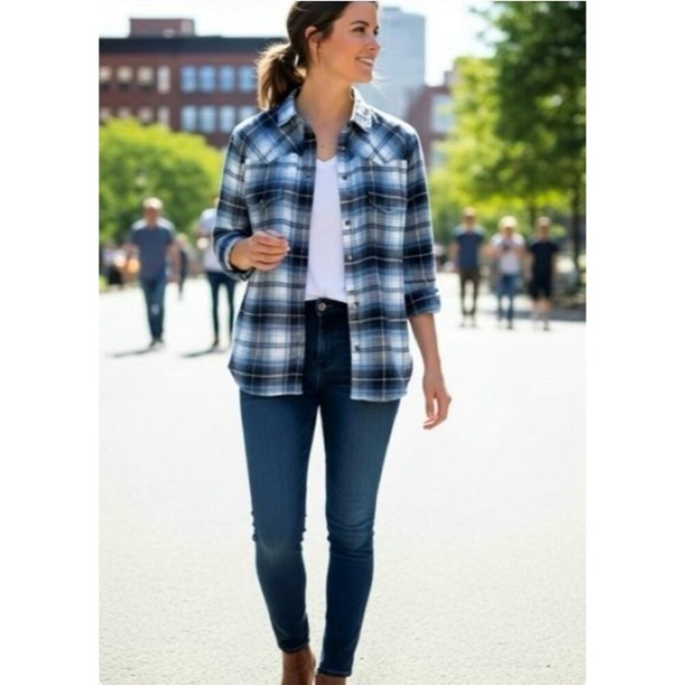 JACHS Girlfriend Bea Womens XL Blue Plaid Pearl‎ Snap Cotton Flannel Shirt Rodeo